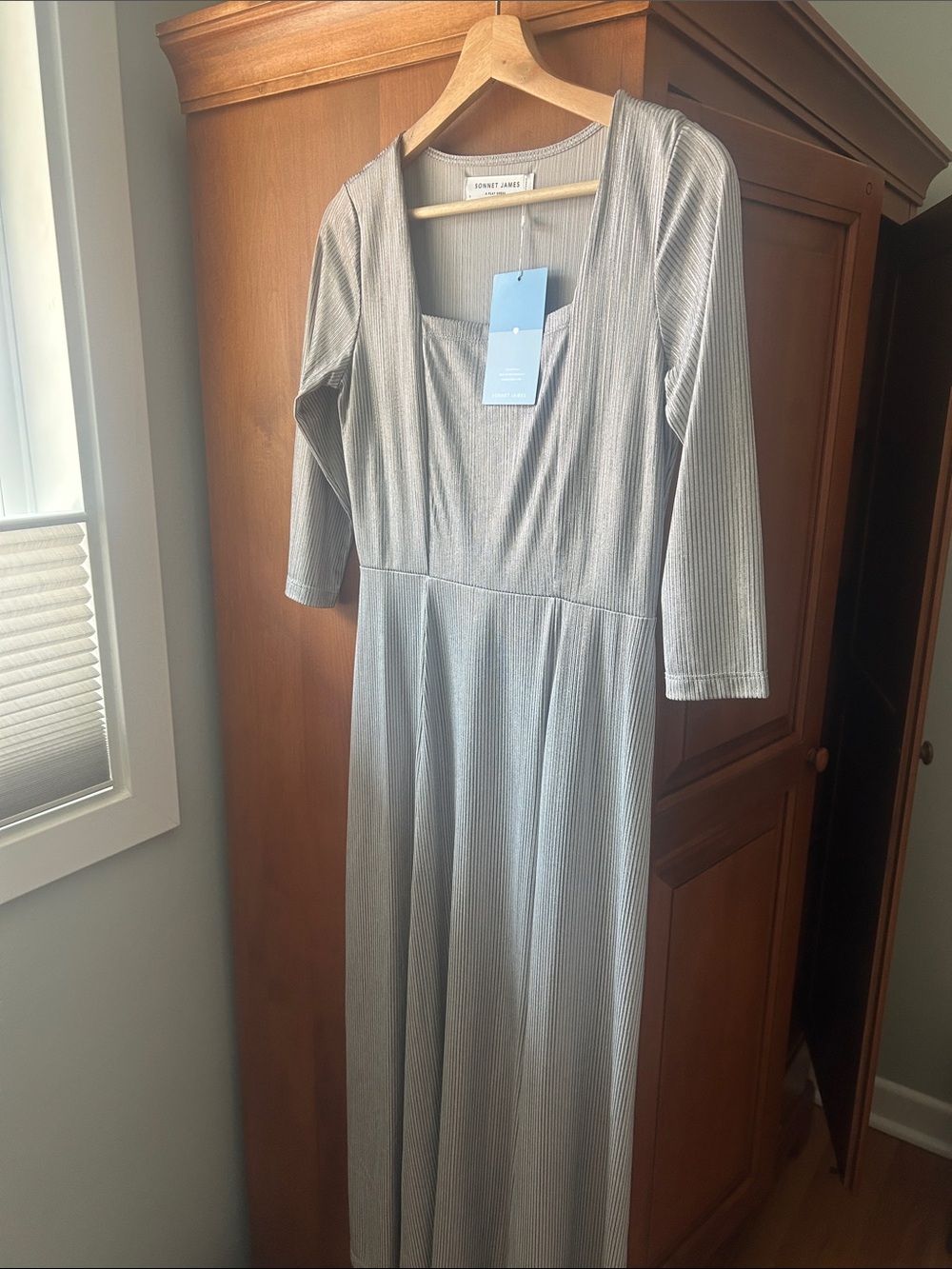 Sonnet James Square-Neck Long Sleeve Dress in Light Gray/Silver
